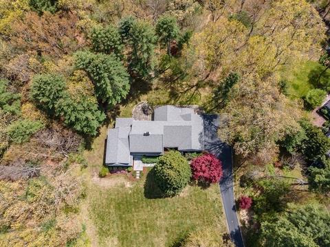 27 Brookfield Rd, Dover, MA 02030 photo 1