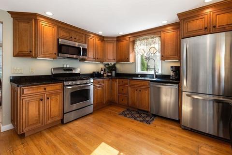 34 Eames St, North Reading, MA 01864 photo 7