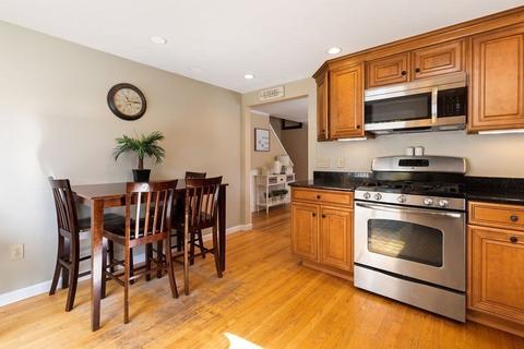 34 Eames St, North Reading, MA 01864 photo 8