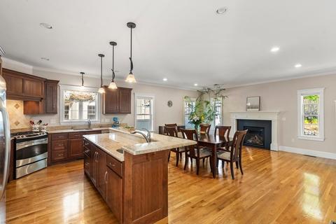439 Appleton St, Arlington, MA 02476 photo 6