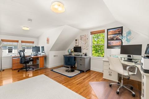 439 Appleton St, Arlington, MA 02476 photo 16