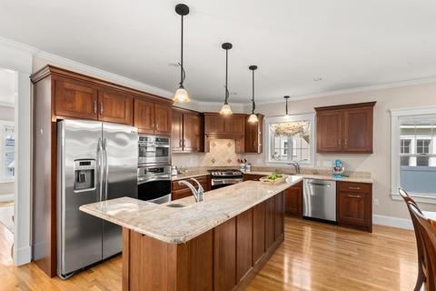 439 Appleton St, Arlington, MA 02476 photo 4