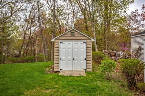67 Plumtree Cir, Springfield, MA 01118 photo 34