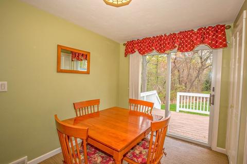 67 Plumtree Cir, Springfield, MA 01118 photo 5