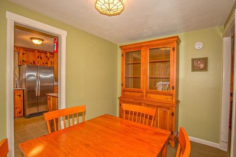67 Plumtree Cir, Springfield, MA 01118 photo 7