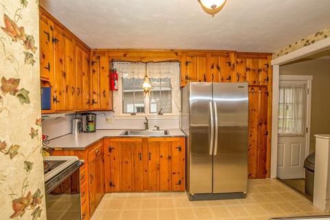 67 Plumtree Cir, Springfield, MA 01118 photo 10