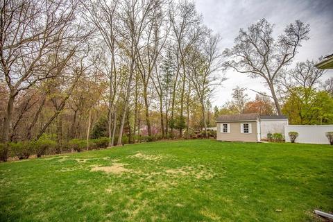 67 Plumtree Cir, Springfield, MA 01118 photo 32