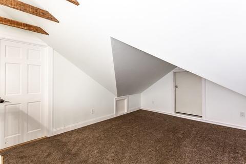 355 Rochester St, Fall River, MA 02720 photo 27