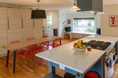 5 Tedesco St, Marblehead, MA 01945 photo 4
