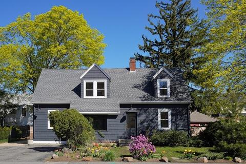 5 Tedesco St, Marblehead, MA 01945 photo 1