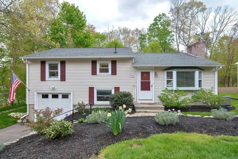 172 Pleasant St, Millis, MA 02054 photo 1