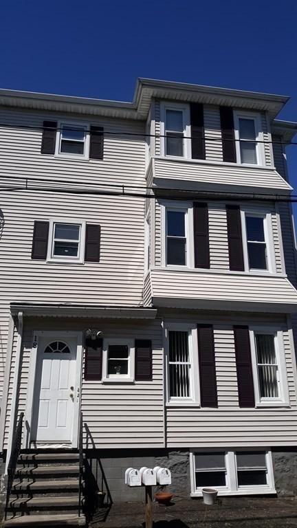 18 Augustus St, Fall River, MA 02721 photo 5