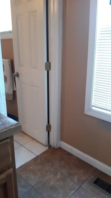 18 Augustus St, Fall River, MA 02721 photo 16