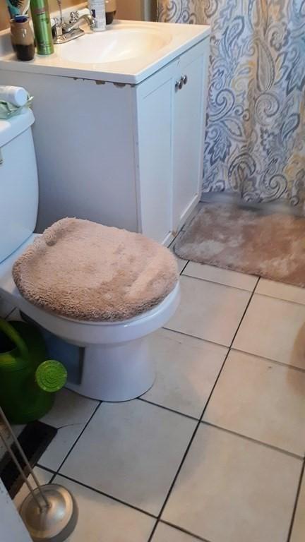 18 Augustus St, Fall River, MA 02721 photo 18