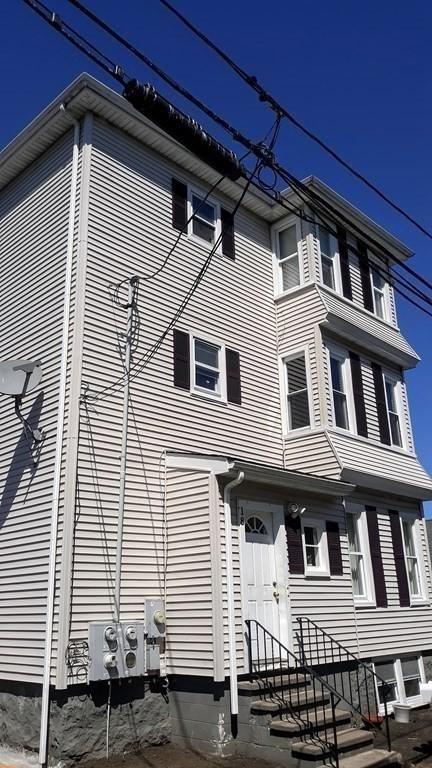 18 Augustus St, Fall River, MA 02721 photo 9