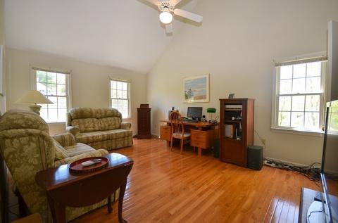 68 Highland View Dr, Sutton, MA 01590 photo 13