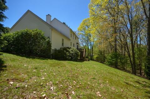 68 Highland View Dr, Sutton, MA 01590 photo 24