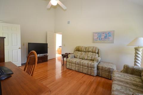 68 Highland View Dr, Sutton, MA 01590 photo 12