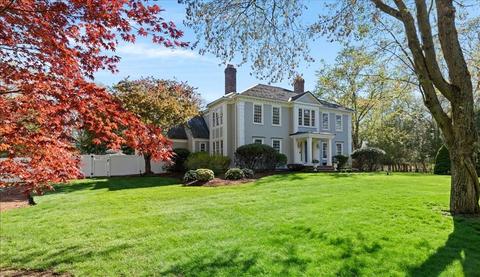 5 Huckleberry Hill Ln, Hingham, MA 02043 photo 2