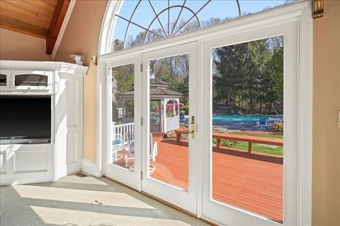 5 Huckleberry Hill Ln, Hingham, MA 02043 photo 21