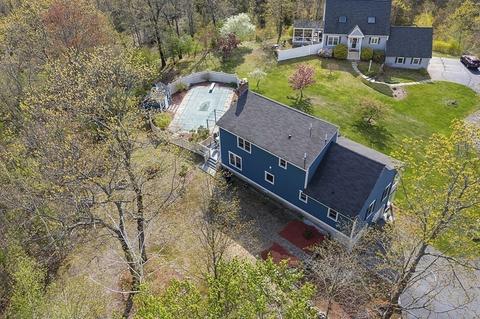 8 Jonathan Ln, Townsend, MA 01474 photo 3