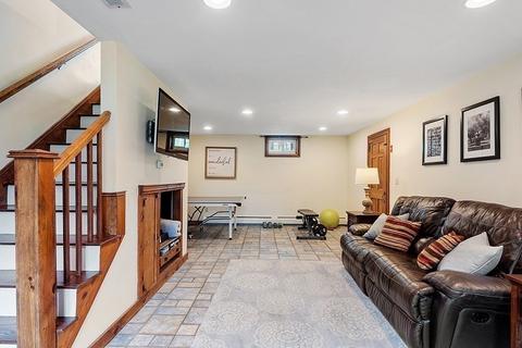 8 Jonathan Ln, Townsend, MA 01474 photo 6