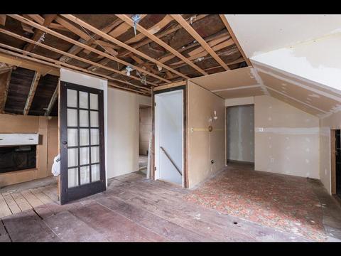 51 Oregon St, Springfield, MA 01118 photo 17