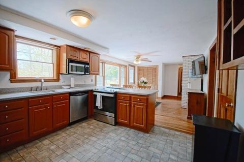 25 Prospect St, Georgetown, MA 01833 photo 12
