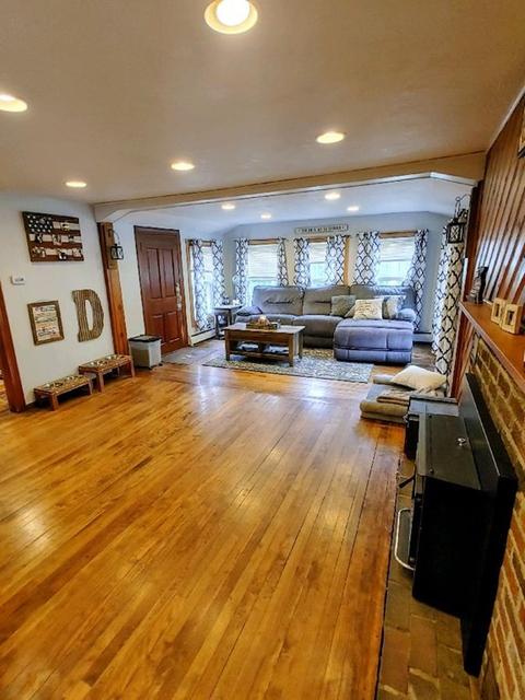 43 Mcclintock Ave, Worcester, MA 01604 photo 9