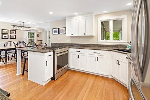 37 Hersey St, Hingham, MA 02043 photo 20