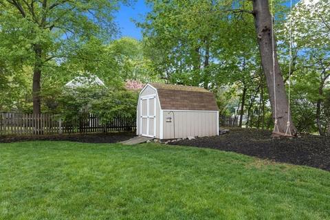 37 Hersey St, Hingham, MA 02043 photo 11