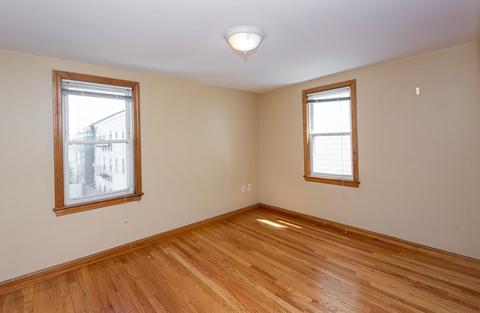 548 E 3rd St, Boston, MA 02127 photo 22