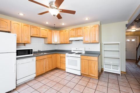 548 E 3rd St, Boston, MA 02127 photo 10