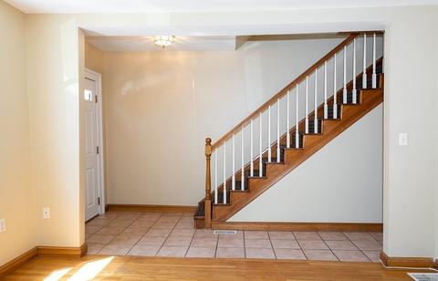 548 E 3rd St, Boston, MA 02127 photo 8