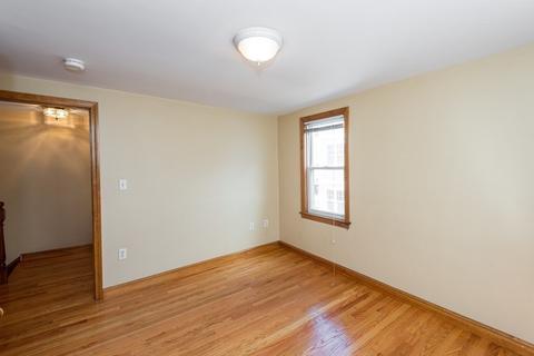 548 E 3rd St, Boston, MA 02127 photo 20
