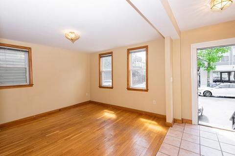 548 E 3rd St, Boston, MA 02127 photo 5