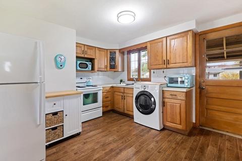 13 Durant Ave, Maynard, MA 01754 photo 3