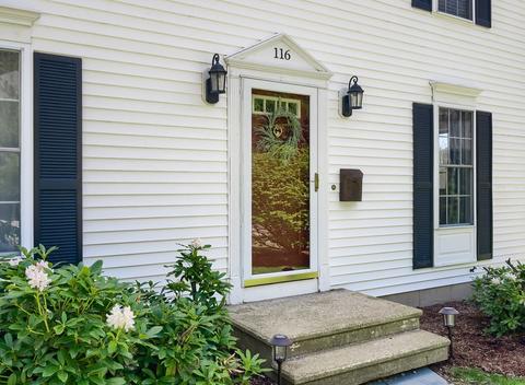 116 Barry Rd, Worcester, MA 01609 photo 2