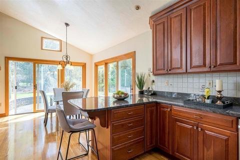 48 Claybrook Rd, Dover, MA 02030 photo 13