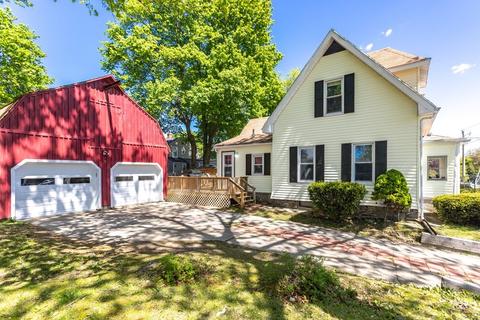 21 Garfield St, Maynard, MA 01754 photo 3