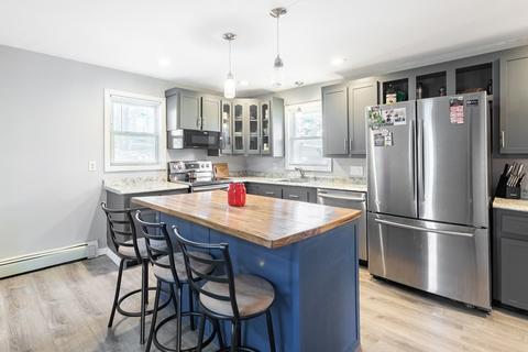21 Garfield St, Maynard, MA 01754 photo 9