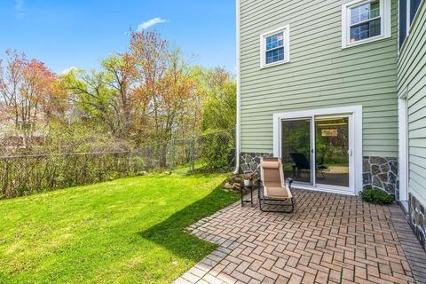 5 Windemere Dr, Andover, MA 01810 photo 38
