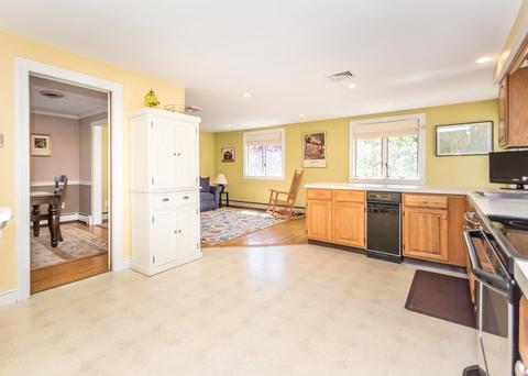 11 Hewitt Cir, Needham, MA 02494 photo 13
