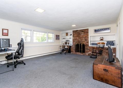 11 Hewitt Cir, Needham, MA 02494 photo 22