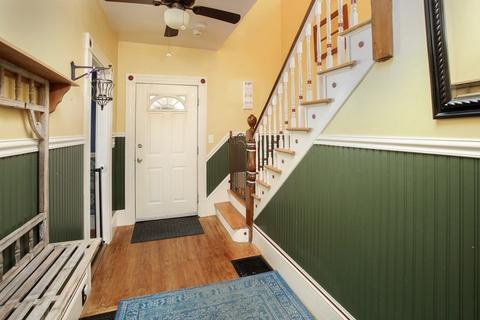 29 Webster St, Lynn, MA 01902 photo 3