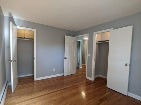 123 Garvey Dr, Springfield, MA 01109 photo 13