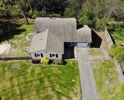 123 Garvey Dr, Springfield, MA 01109 photo 3