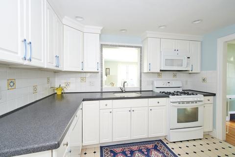 70 Sprague St, Dedham, MA 02026 photo 11