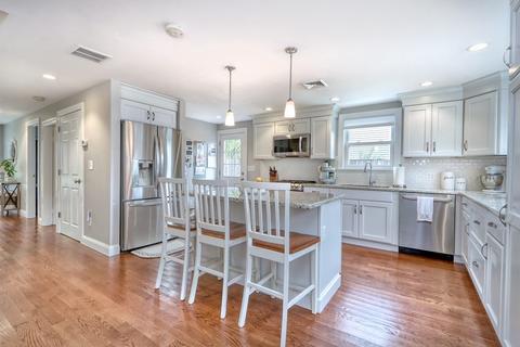 108 Crane St, Dedham, MA 02026 photo 2