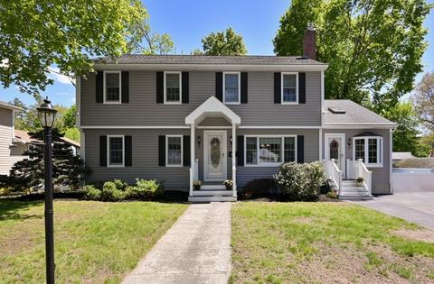 15 Prospect Ave, Lynnfield, MA 01940 photo 1